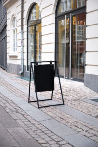 SIDEWALK SIGN A-FRAME - BLACK – Bild 3