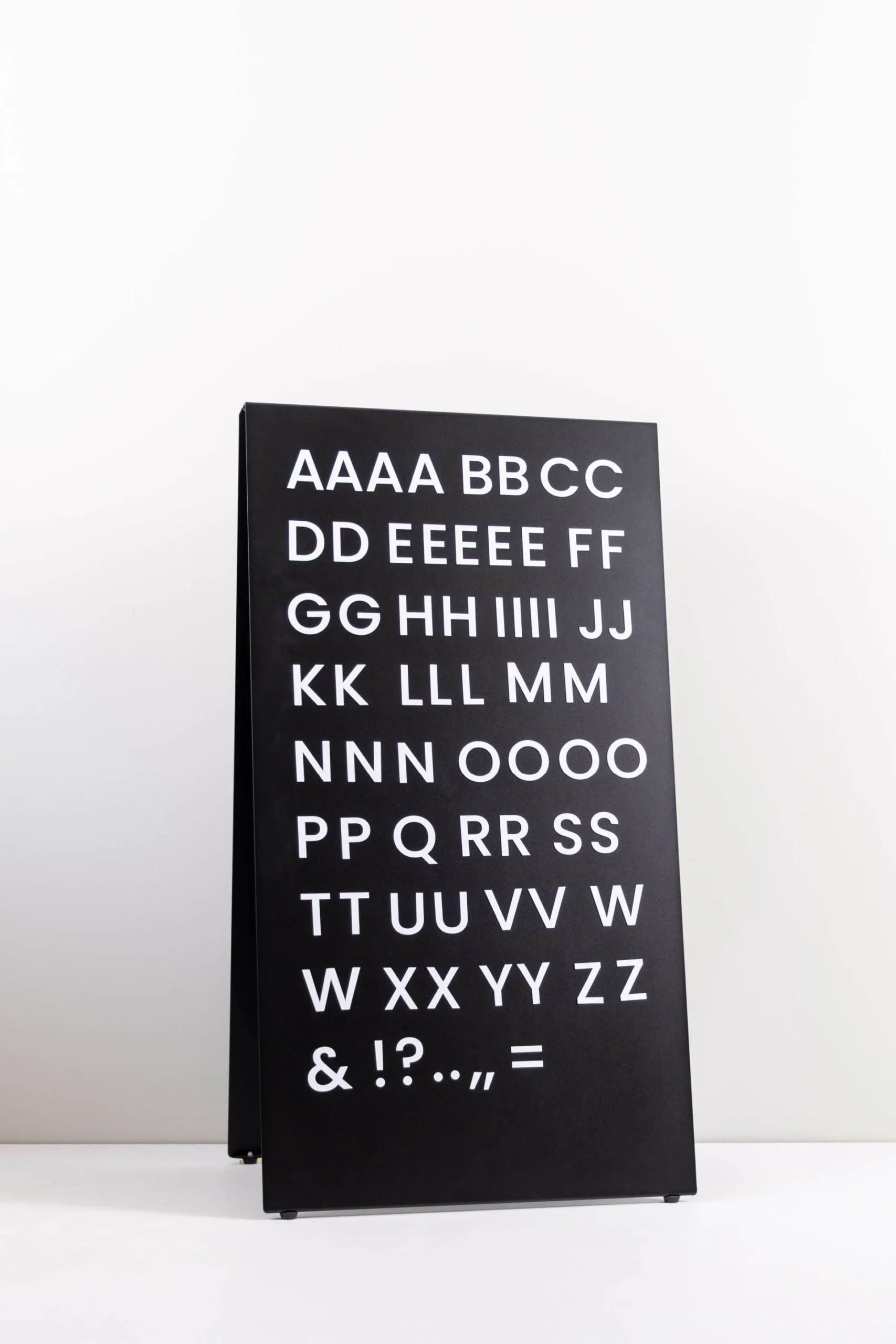 MAGNETIC LETTERS SET - WHITE